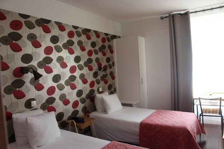 Room 27 of 71