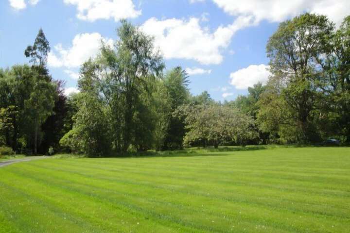 Property Grounds 14 of 18