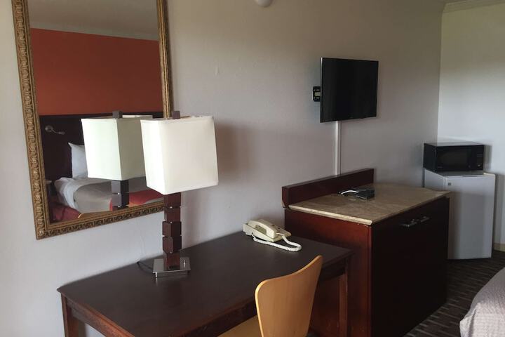 Room 19 of 36