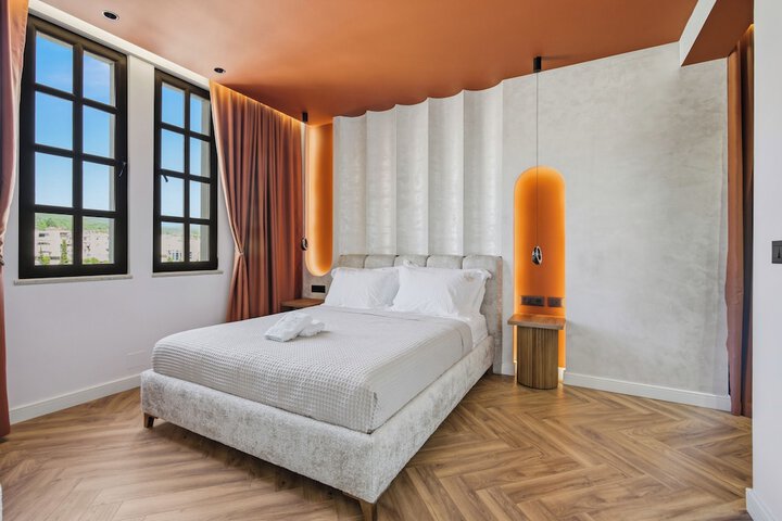 Room 41 of 109