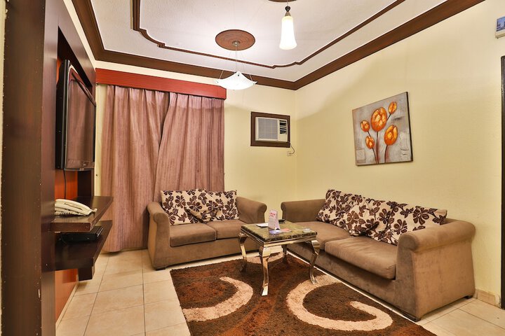 Room 16 of 25