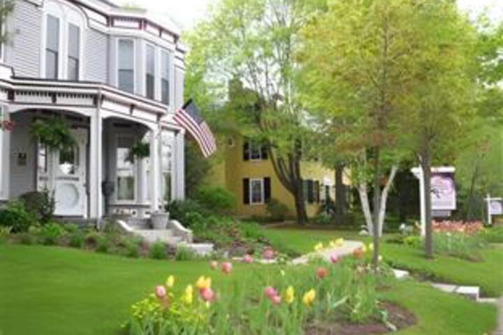 Inns at Blackberry Common in Camden, ME