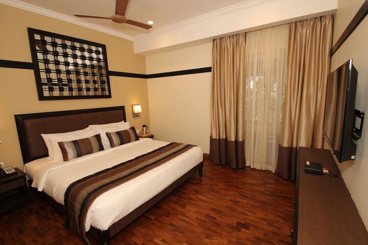 Room 3 of 22