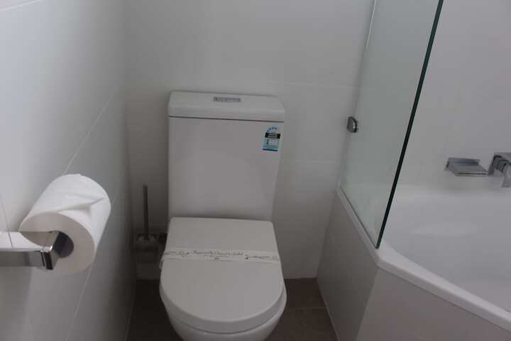Room 9 of 46