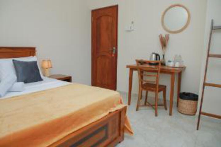 Room 18 of 23