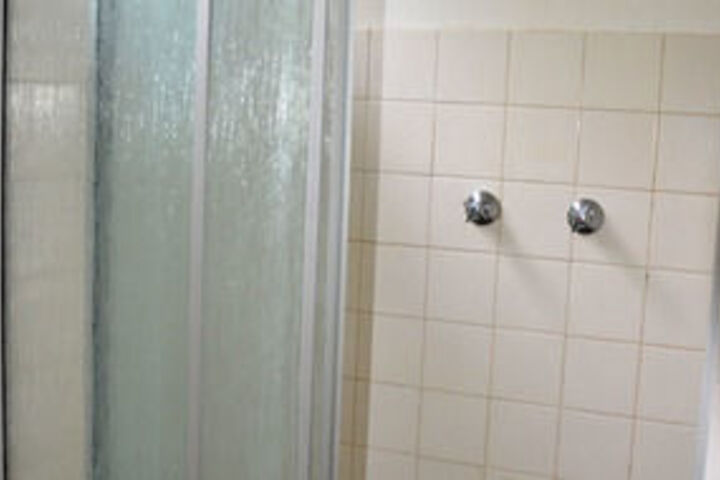 Room 5 of 26