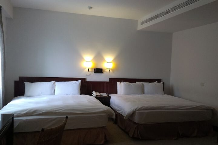 Room 14 of 51