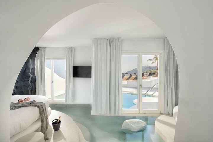 Room 45 of 115