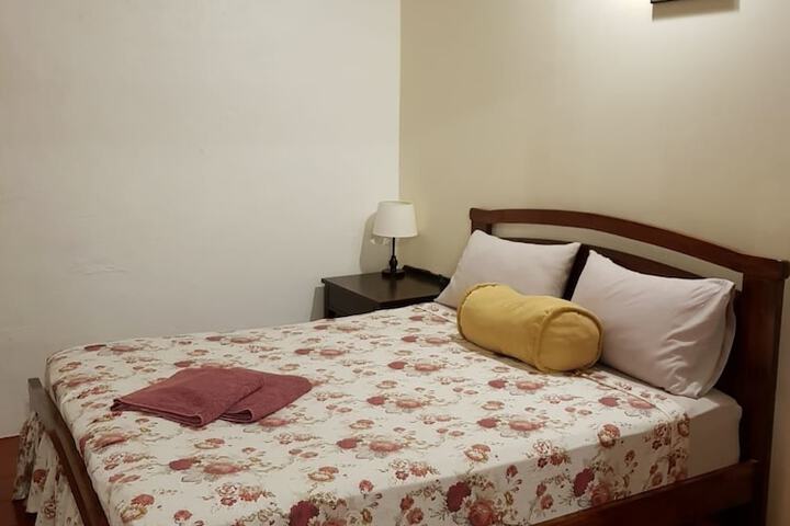 Room 3 of 94