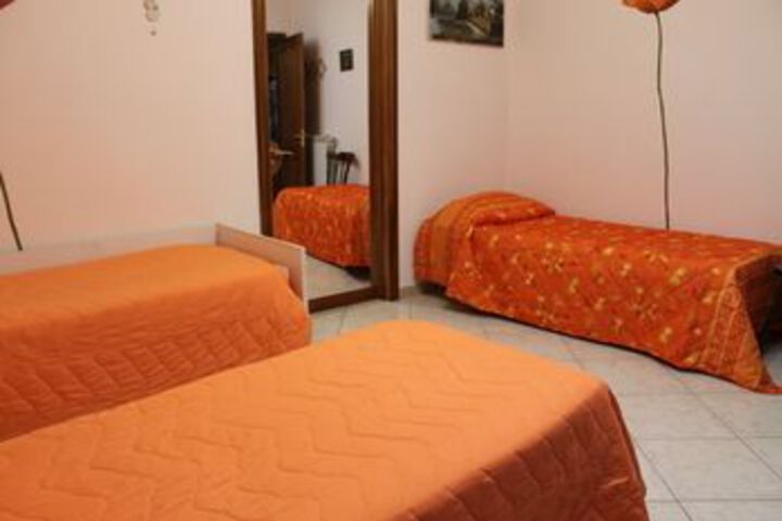Room 73 of 256