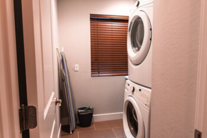 Laundry 19 of 54