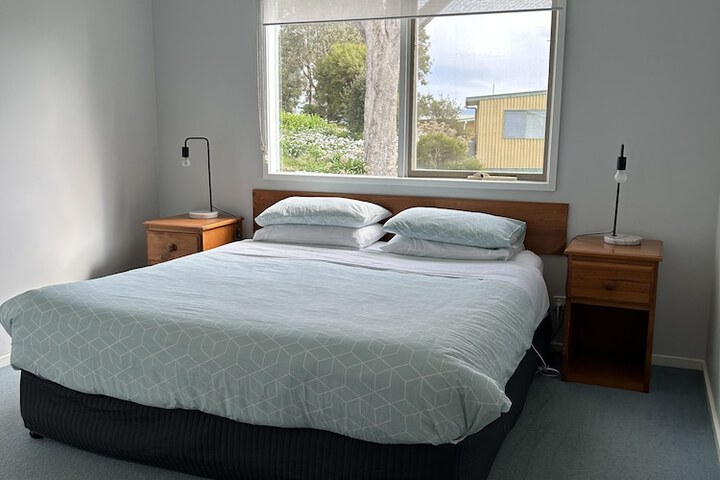 Room 8 of 149
