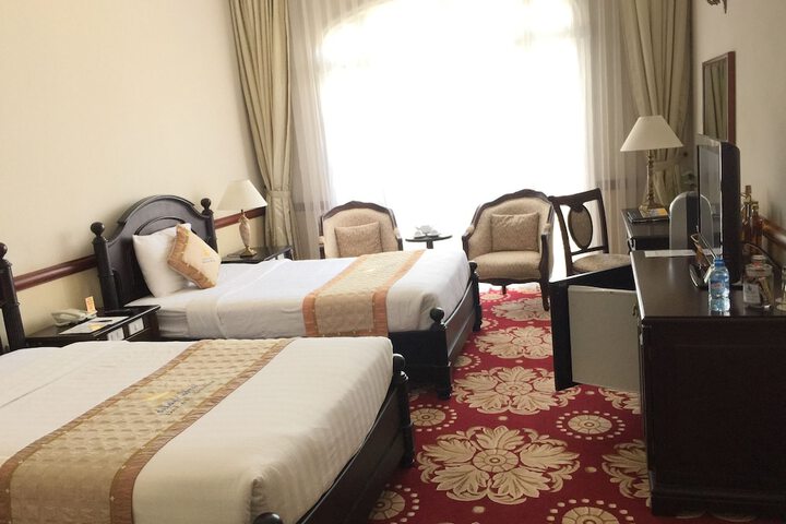Room 5 of 61