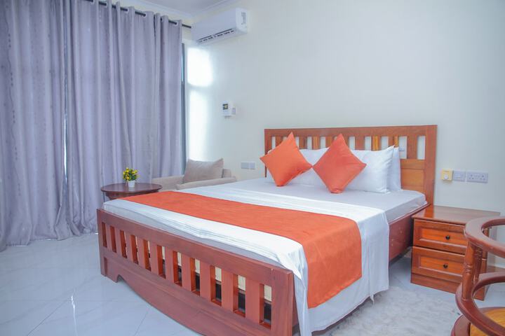 Room 15 of 98
