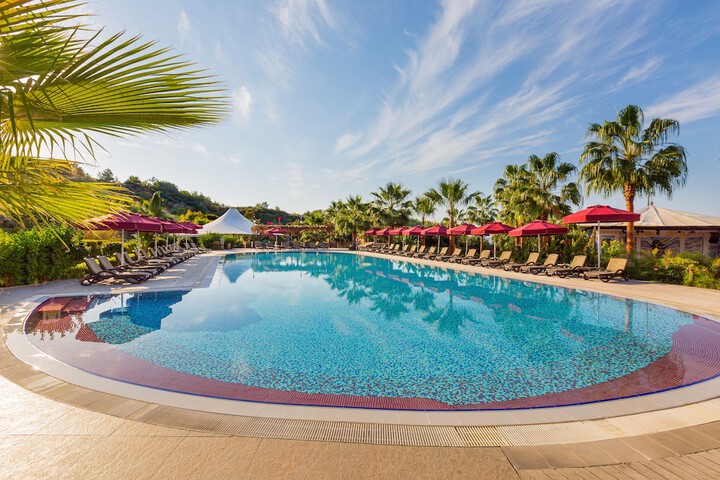 Pool Hotel