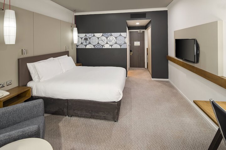Room 15 of 86