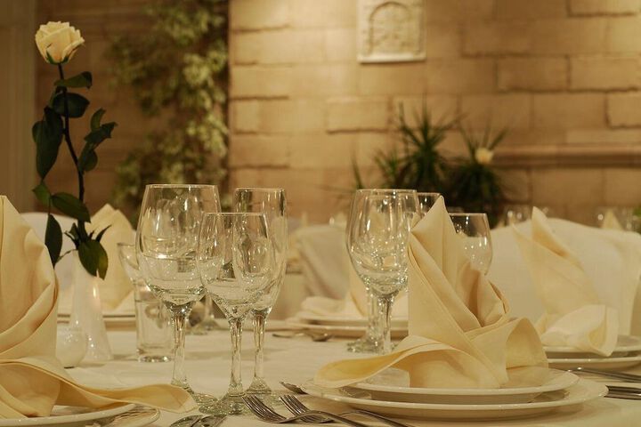 Dining 41 of 57