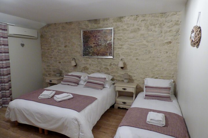Room 15 of 31