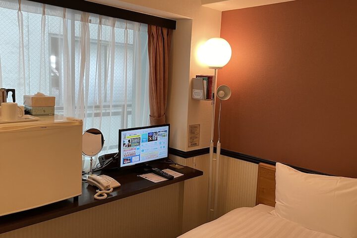 Room 16 of 75