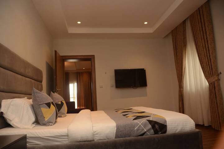 Room 3 of 19
