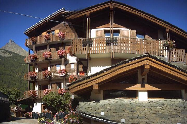 Exterior of Hotel Vallée De Cogne