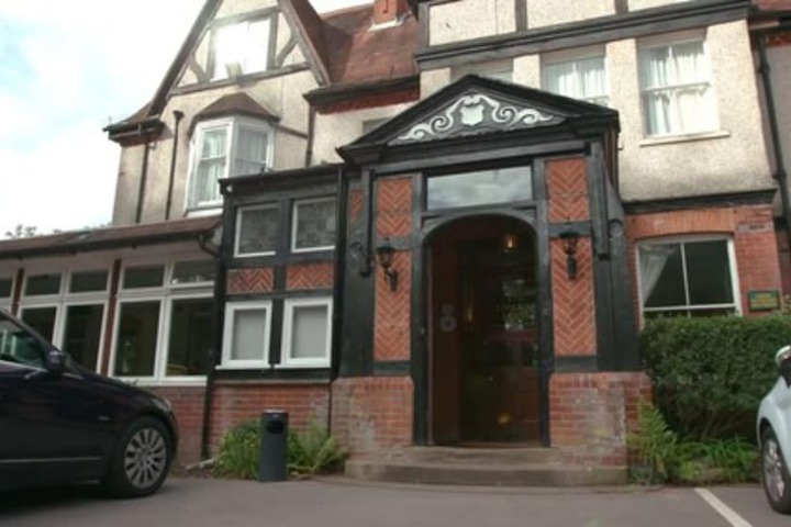 Hotel 135 of 142