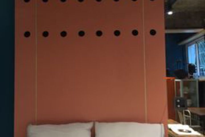 Room 5 of 17