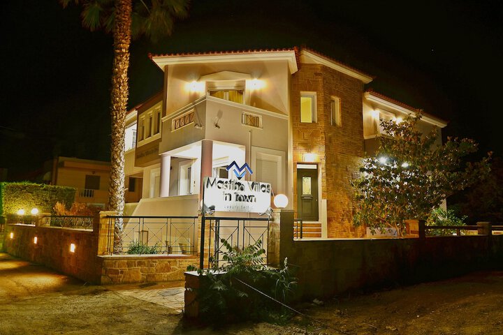 Hotel Exterior 41 of 54
