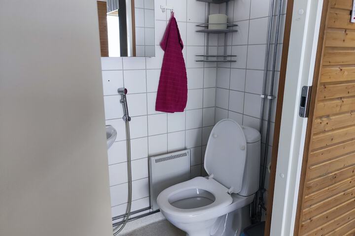 Room 10 of 29