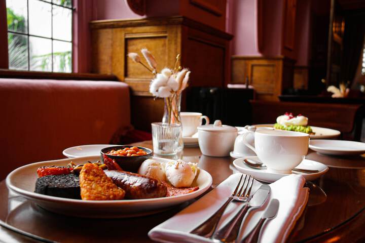 Breakfast/Coffee Service 73 of 99