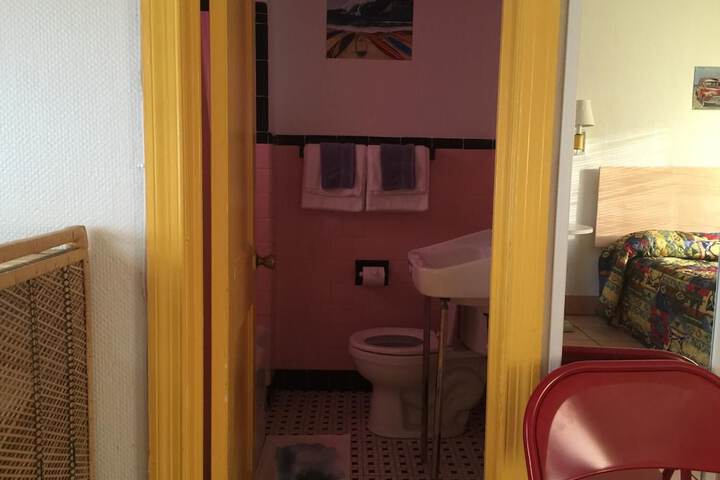 Room 135 of 204