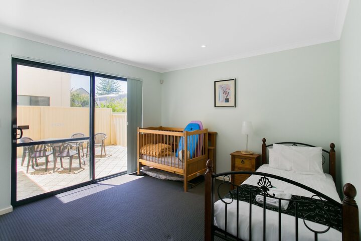 Room 9 of 60
