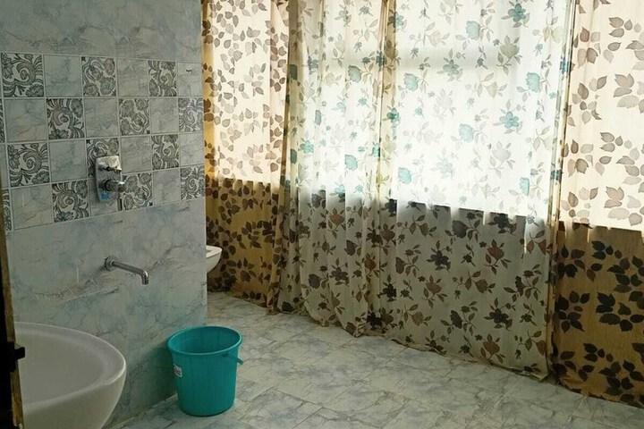 Room 35 of 48