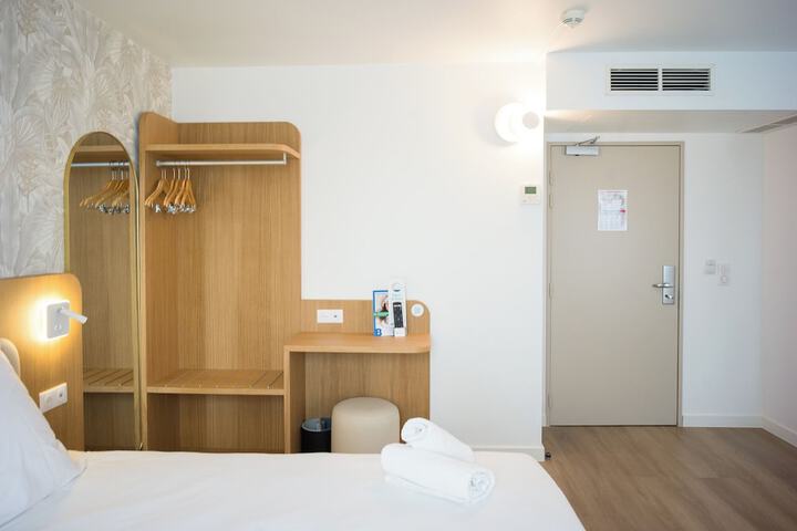 Room 57 of 127