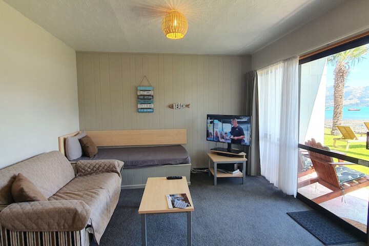 Room 53 of 95