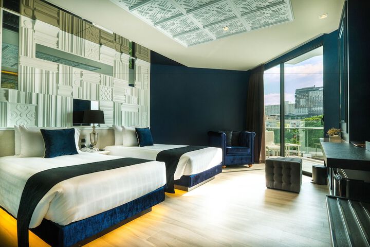 Room 16 of 92