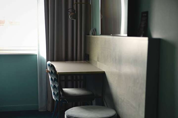 Room 43 of 119
