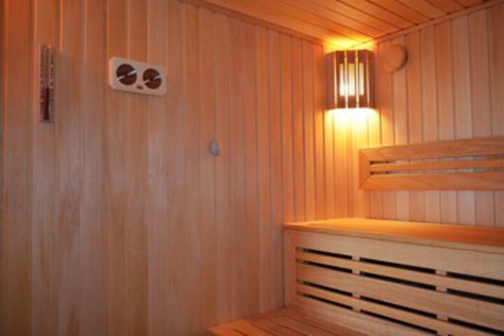 Room 33 of 36