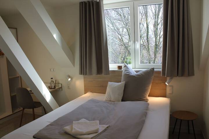 Room 12 of 29
