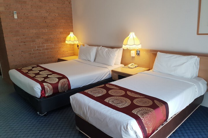 Room 8 of 31