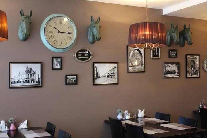 Dining Photos