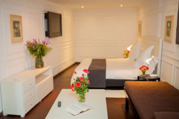 Room 19 of 39