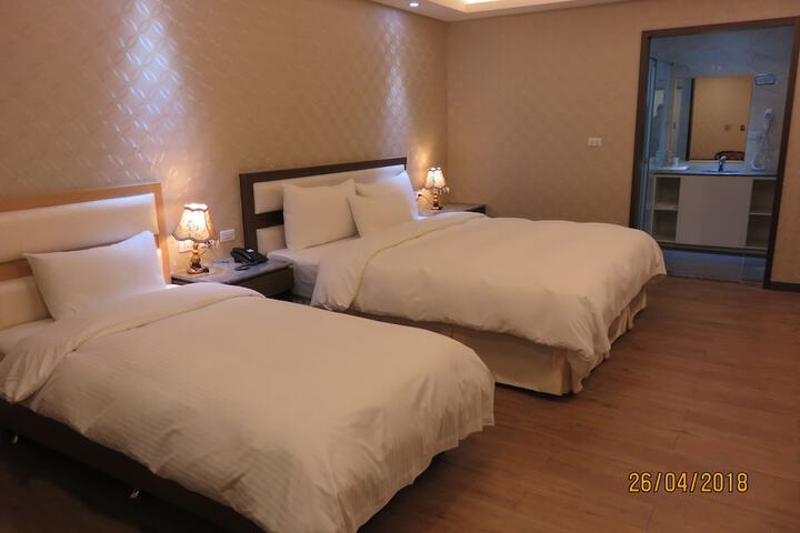 Room 4 of 57