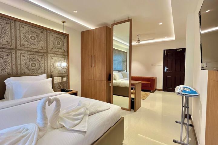 Room 6 of 97