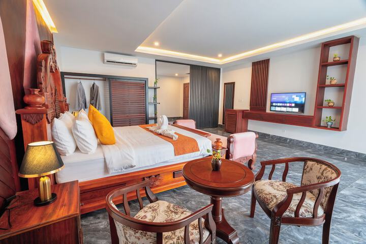 Room 52 of 109