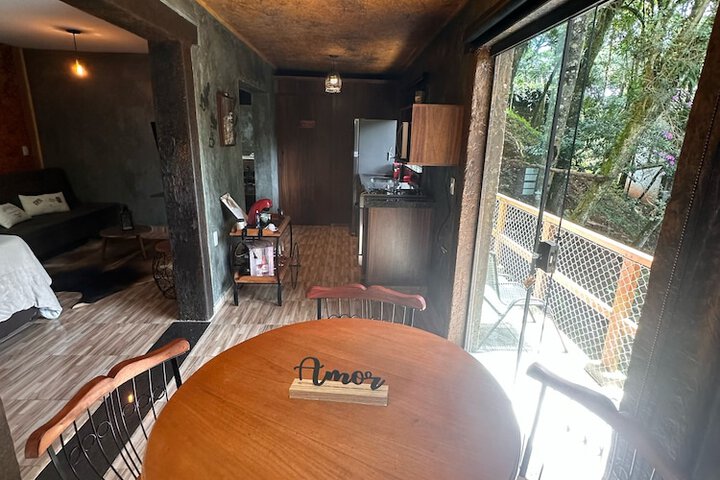 Room 31 of 166