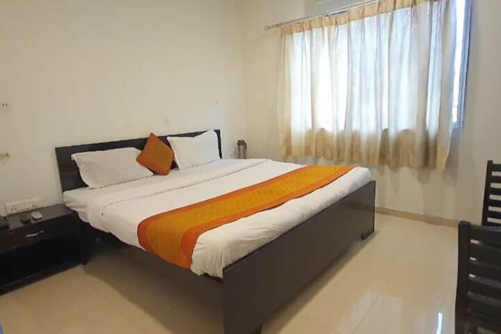 Room 29 of 33