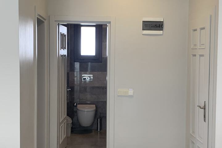Room 48 of 159