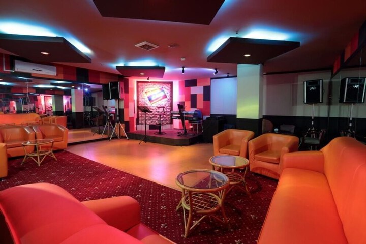 Hotel Interior 4 of 17