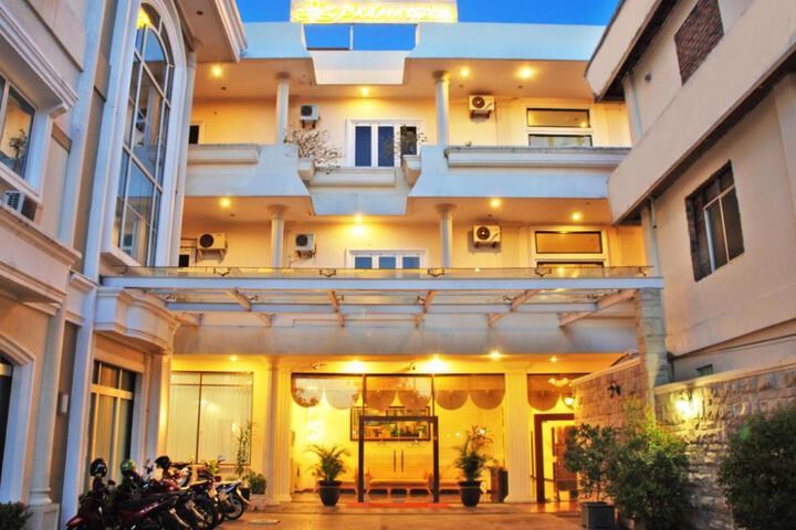 Exterior of Padmaloka Hotel Tarakan